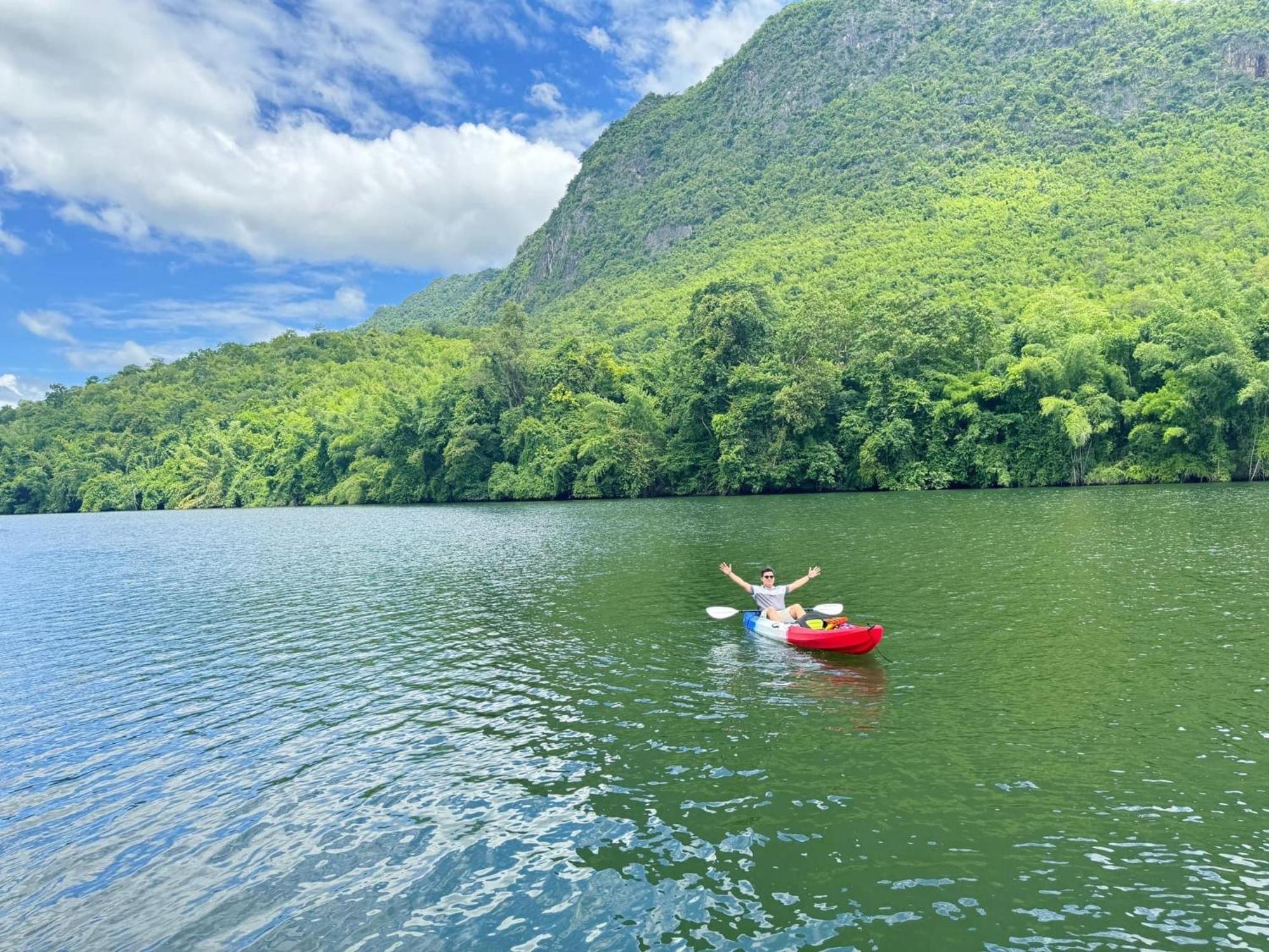 Paenaifun Resort Kanchanaburi Eksteriør billede